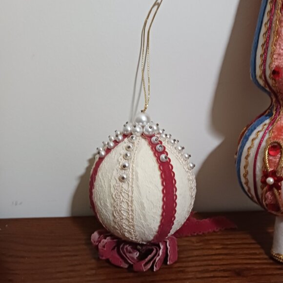 Vintage BEADED CHRISTMAS ORNAMENTS, Vintage Tree Topper - Picture 2 of 10